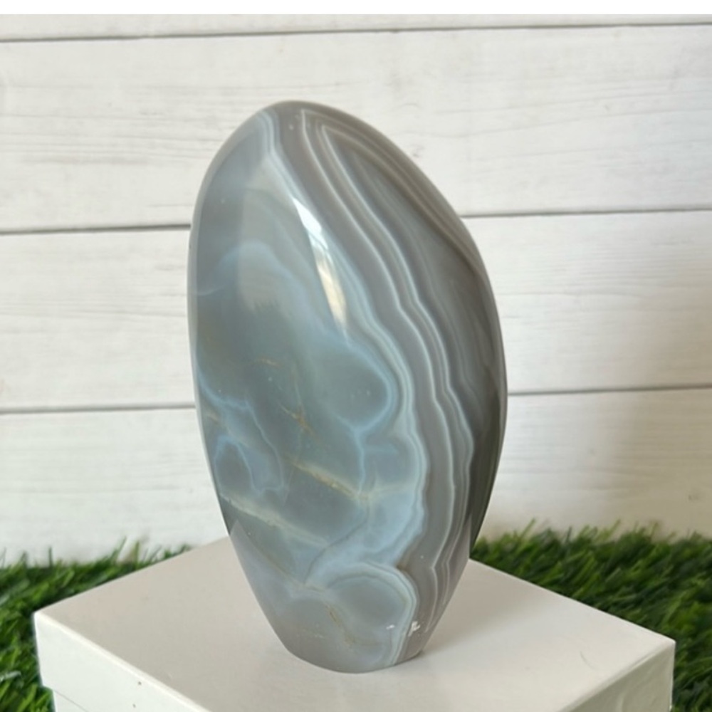 Polished Banded Agate Freeform - Picture 3 of 13